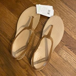 Crocs Isabella T-strap Sandel 10